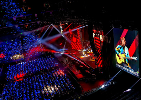 星空娱乐LED透明闪耀伍佰北京演唱会（第一场）