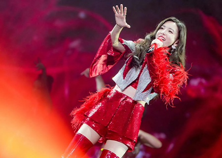 于文文无锡演唱会,星空娱乐舞台LED透明屏闪耀全场